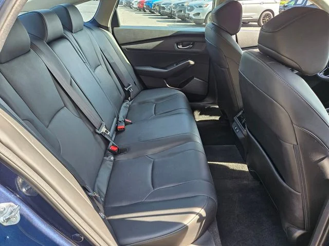 Used 2023 Blue Honda EX-L image 18