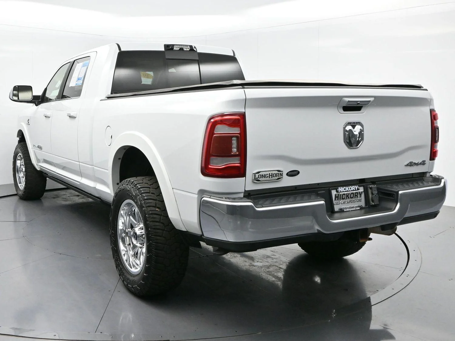 Used 2022 Bright White Clearcoat Ram Longhorn image 6
