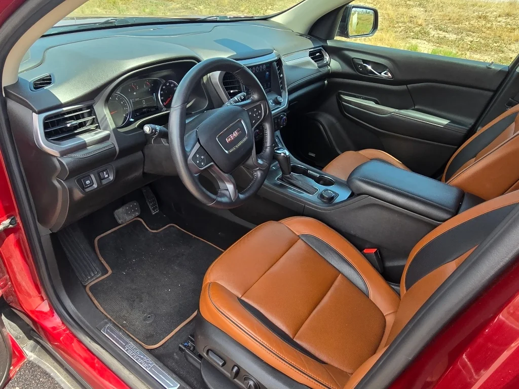 Used 2017 Crimson Red Tintcoat GMC SLT image 25
