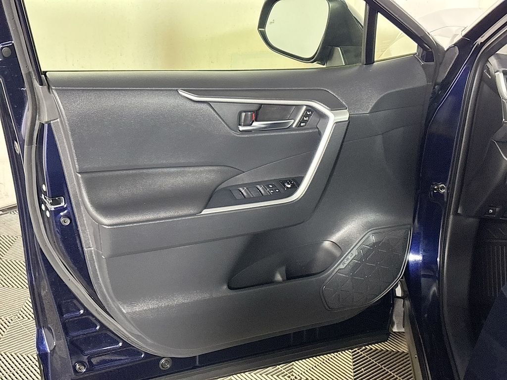 Used 2023 Blueprint Toyota XLE Premium image 10