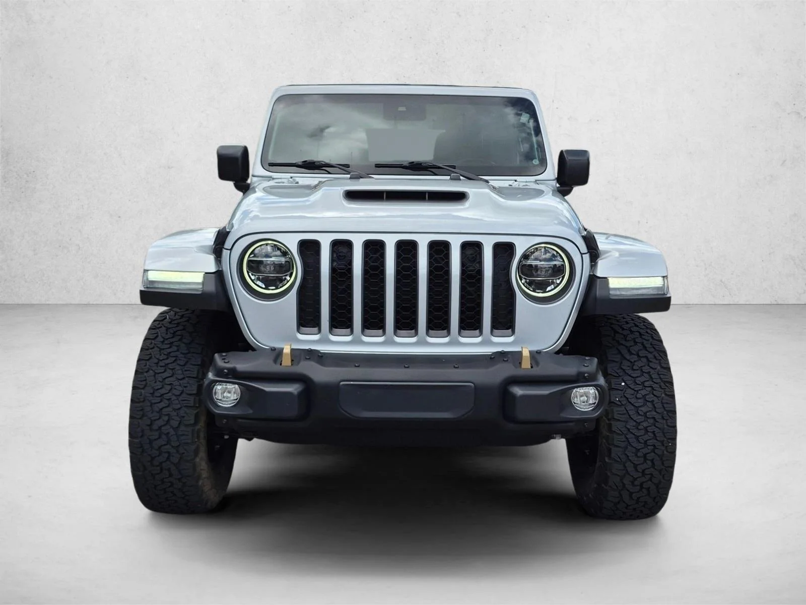 Used 2022 Silver Zynith Clearcoat Jeep Unlimited Rubicon 392 image 2
