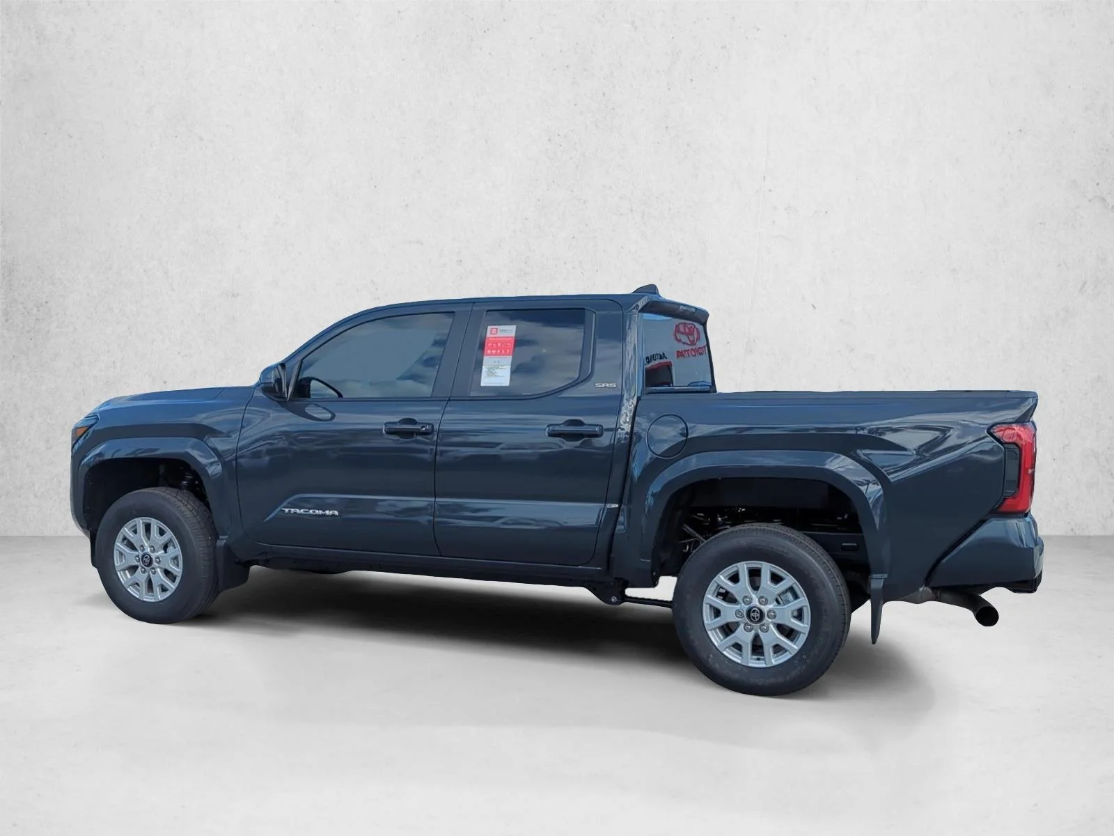 Used 2026 Underground Toyota SR5 image 8