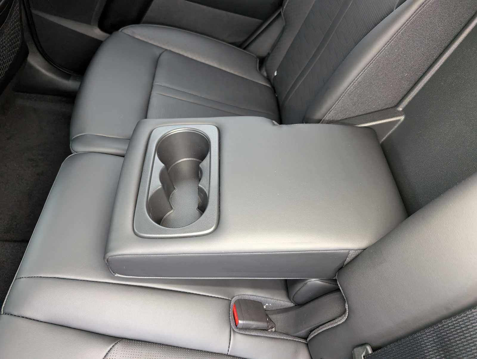 2026 Kia Sorento S - Photo 16