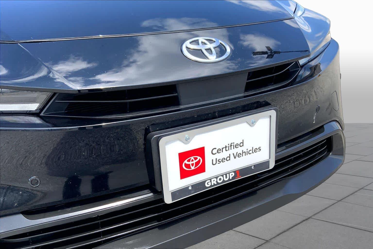 Used 2026 Midnight Black Metallic Toyota LE image 29