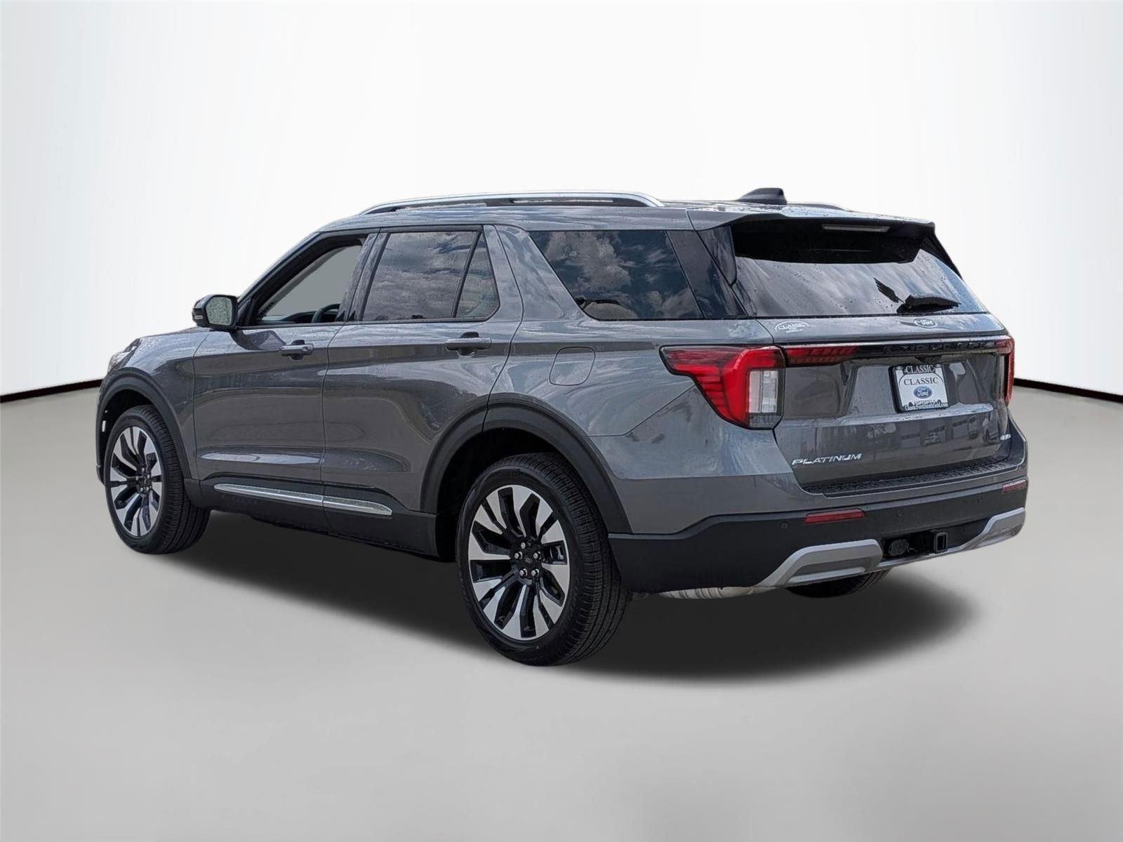 New 2026 Carbonized Gray Metallic Ford Platinum™ image 3