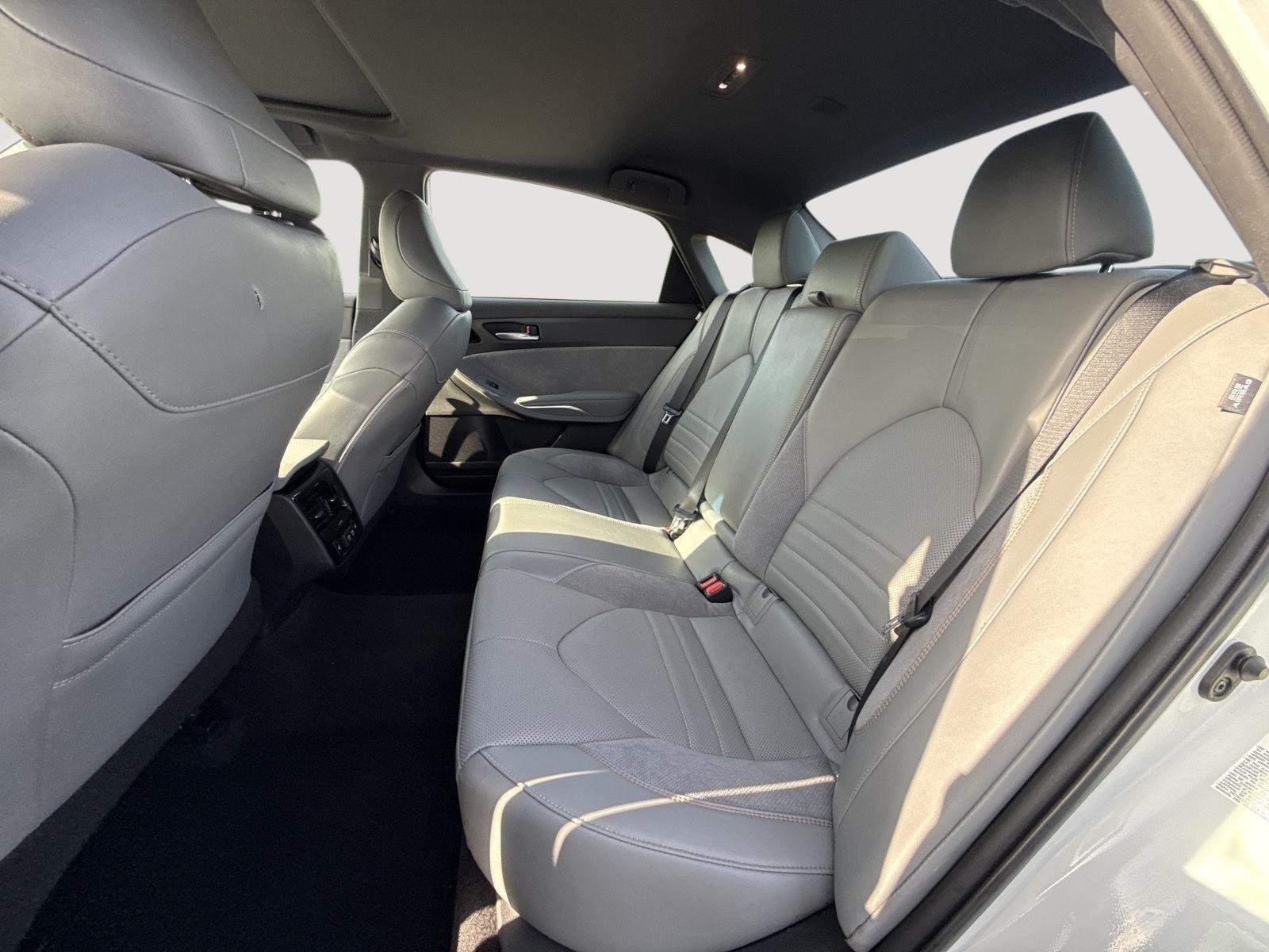 Certified Used 2019 Wind Chill Pearl Toyota Touring image 21