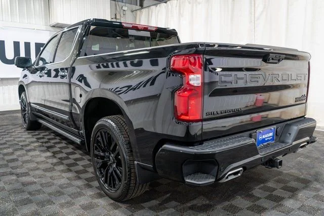 2026 Chevrolet Silverado 1500 High Country - Photo 7