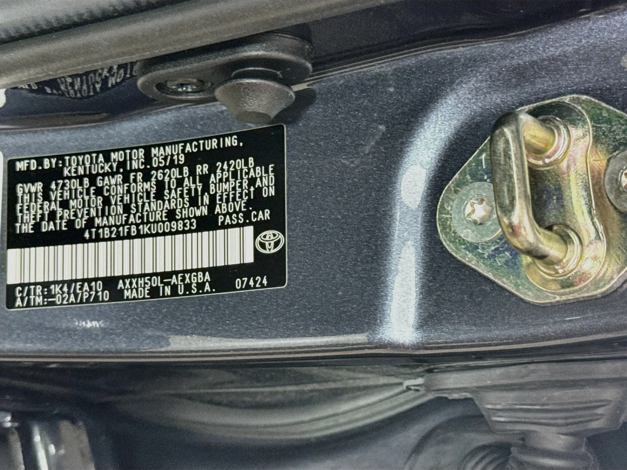 Used 2019 Harbor Gray Metallic Toyota Hybrid XLE image 31