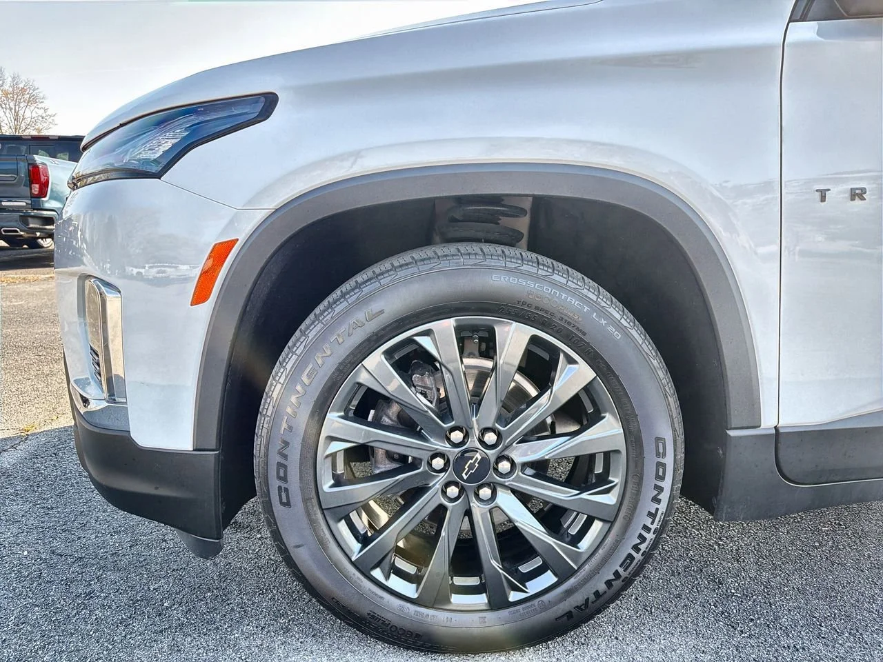 Used 2023 Summit White Chevrolet RS image 28