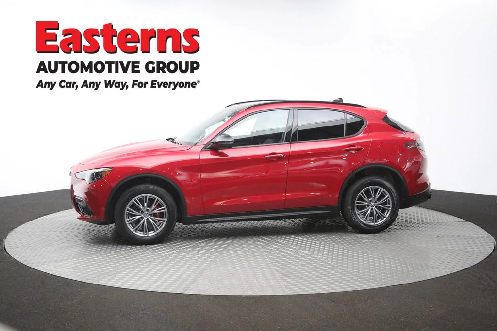 Used 2024 Red Alfa Romeo Sprint image 60