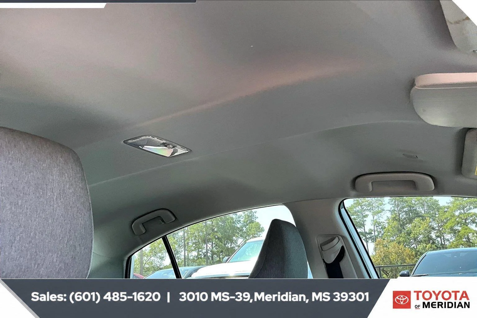 Used 2025 Ice Cap Toyota LE image 16
