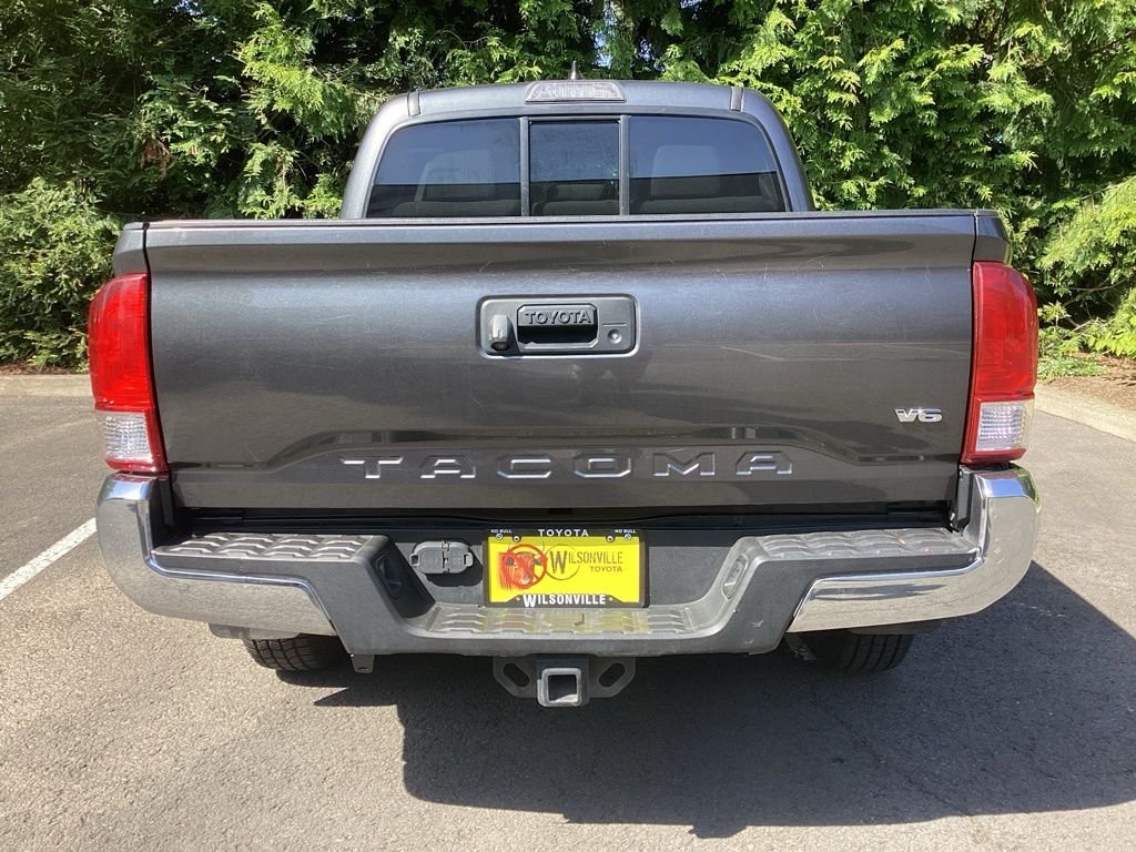 Used 2017 Gray Toyota SR5 image 17