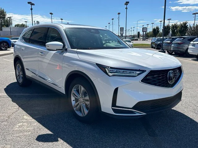 Certified Used 2025 Platinum White Pearl Acura Base image 4