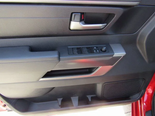 2025 Toyota Tundra SR5 - Photo 26