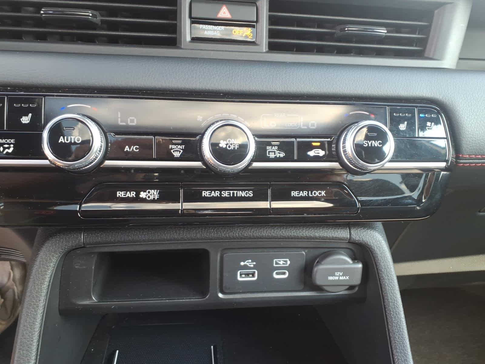 2025 Honda Pilot Black Edition - Photo 20