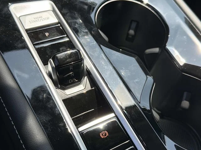 2026 Volkswagen Atlas SE w/Tech - Photo 24
