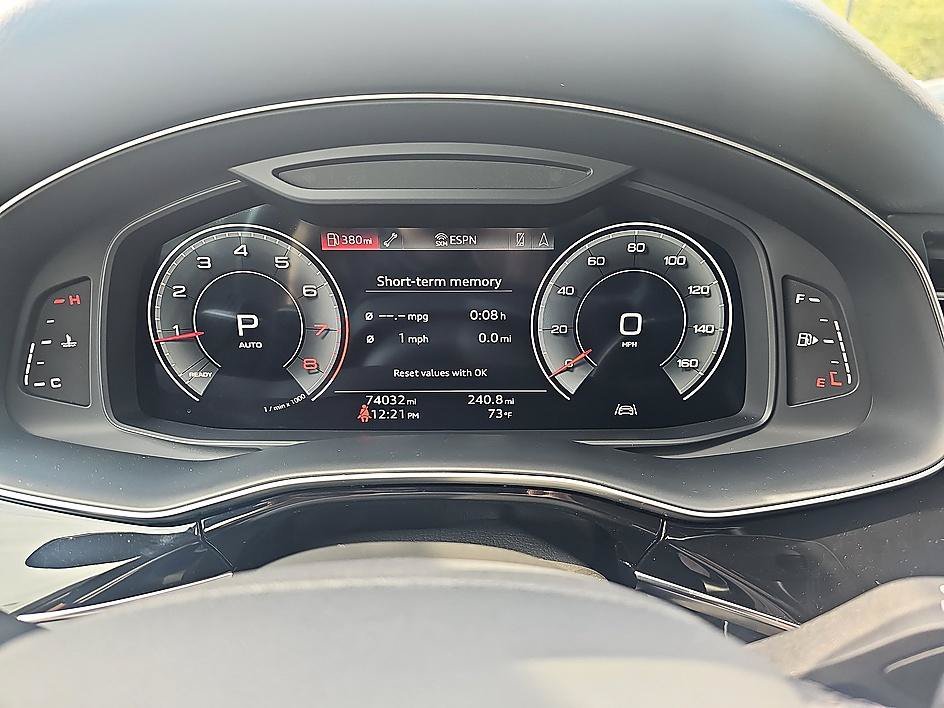 Used 2022 Carrara White Audi Premium image 17