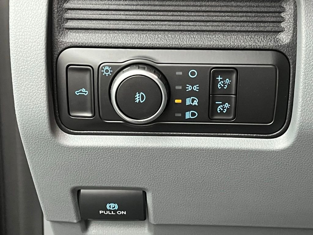 New 2026 Gray Ford XL image 26