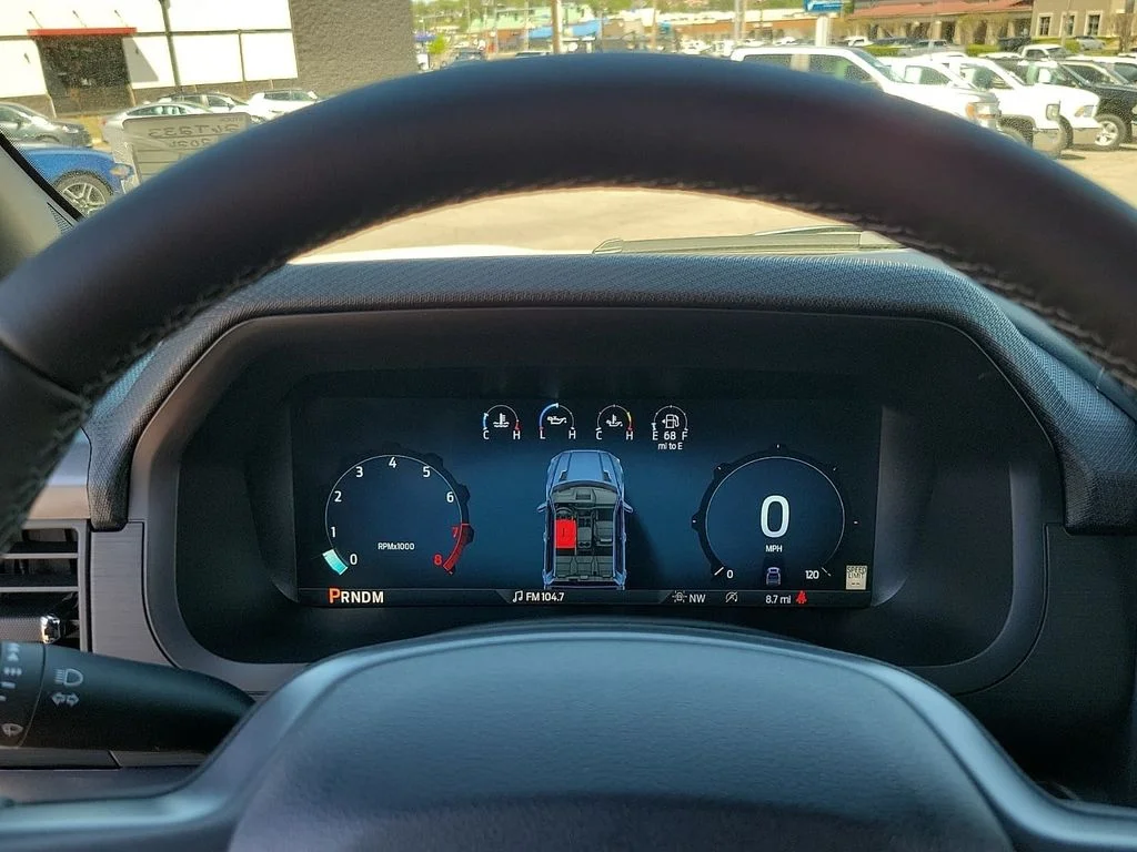 New 2026 Oxford White Ford XLT image 18