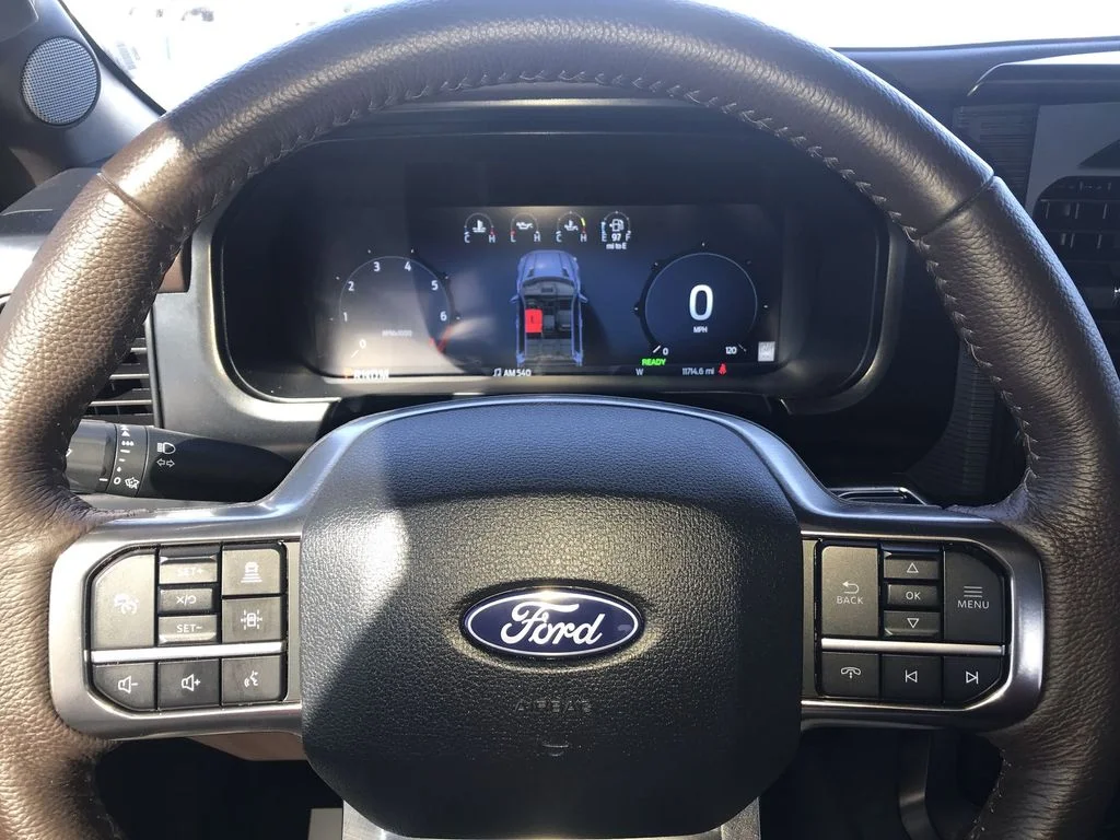 Used 2025 Blue Ford King Ranch image 14