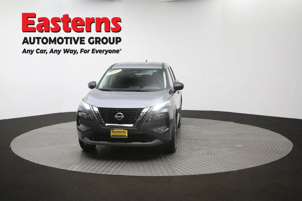 Used 2023 Gray Nissan S image 53