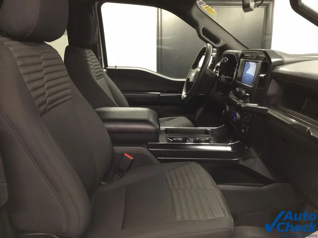 Used 2023 White Ford XL image 34