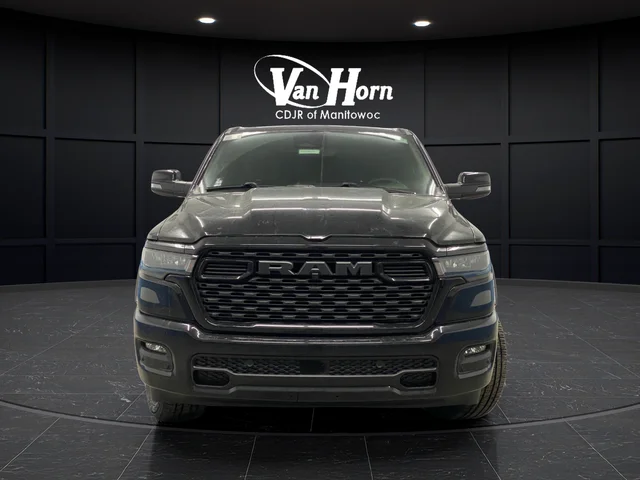 New 2026 Diamond Black Crystal Pearl-Coat Exterior Paint RAM Big Horn/Lone Star image 3
