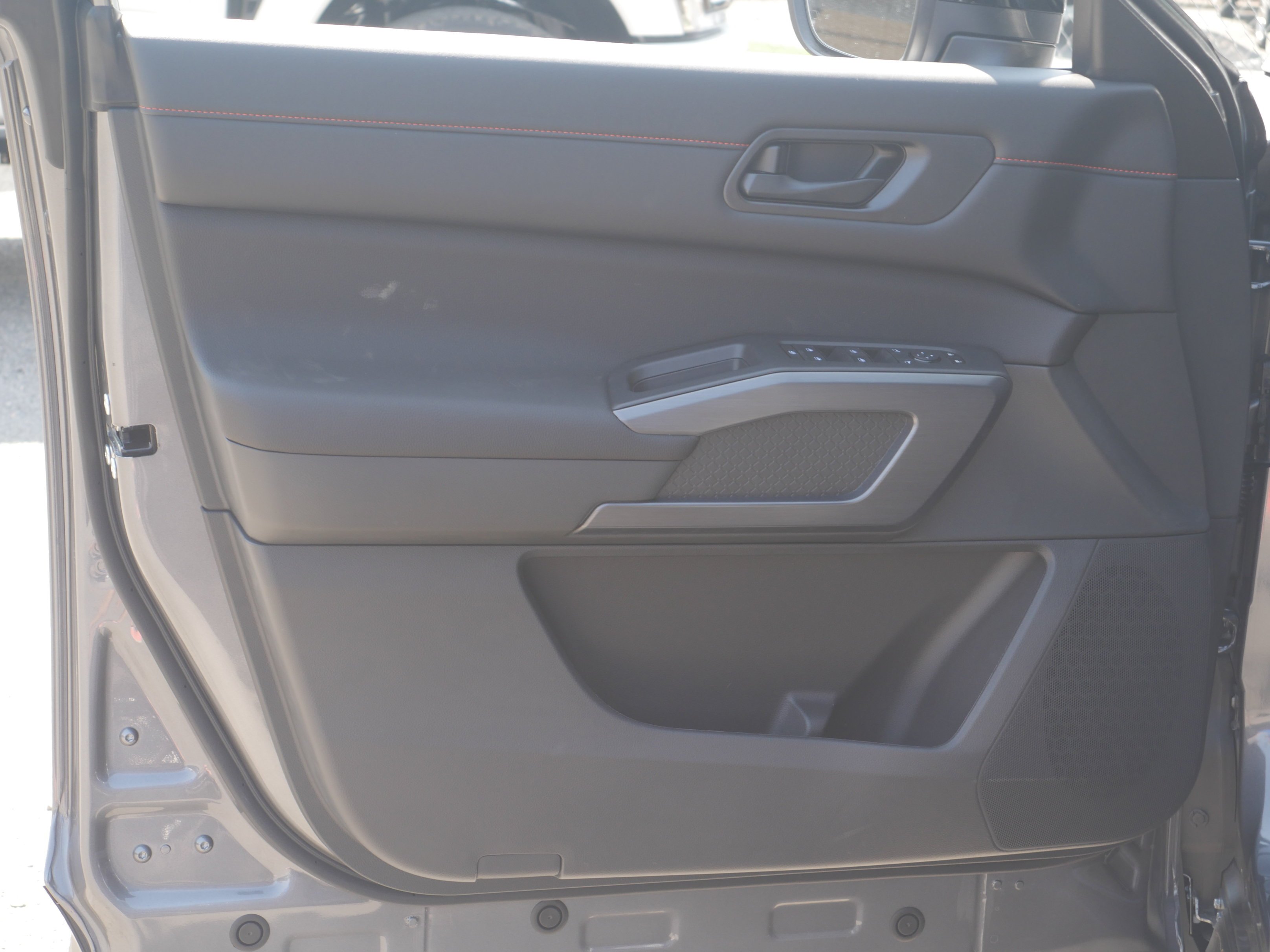 New 2026 Gun Metallic Nissan Rock Creek image 38