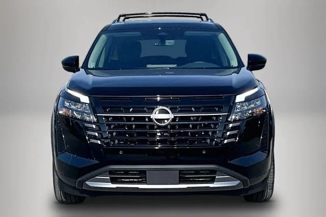 New 2026 Nissan Pathfinder SL 4D Sport Utility