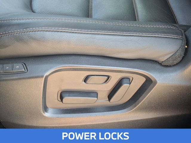 Used 2021 Blue Mazda Grand Touring image 17
