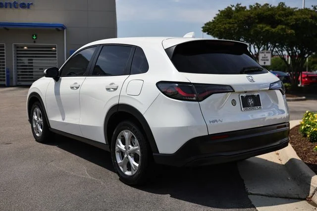 Certified Used 2023 Platinum White Pearl Honda LX image 6