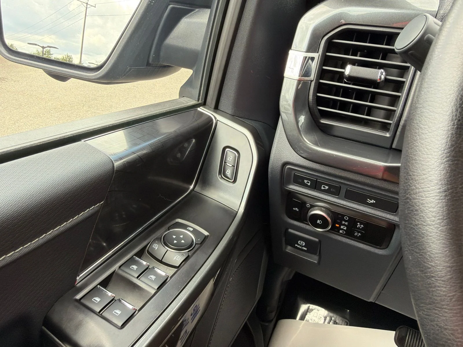 Certified Used 2023 Carbonized Gray Metallic Ford XLT image 24