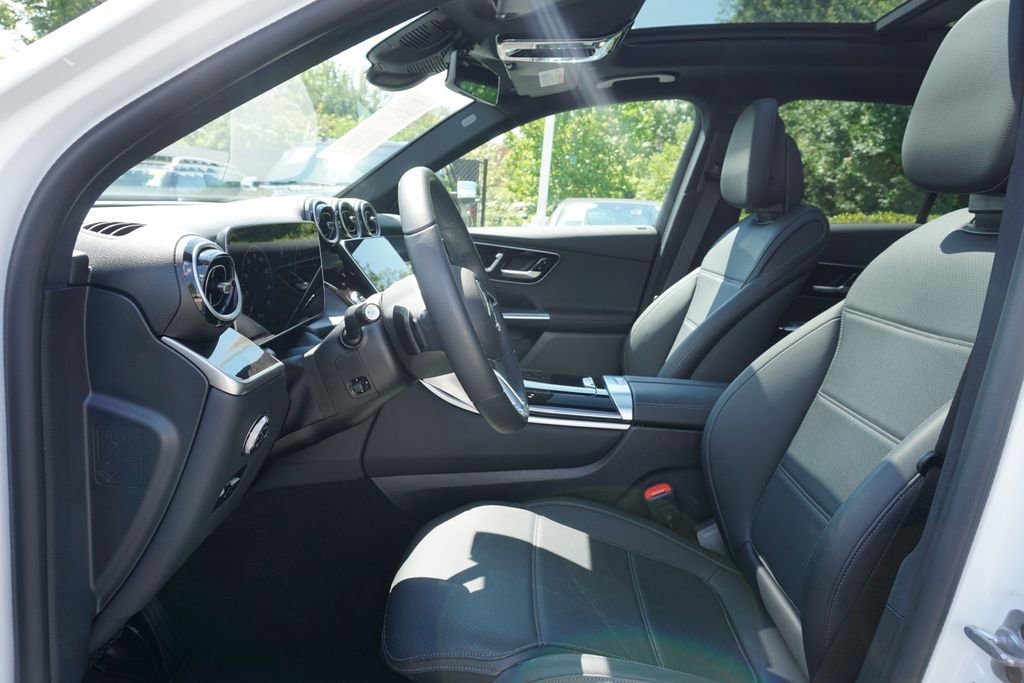2025 Mercedes-Benz GLC Base - Photo 11