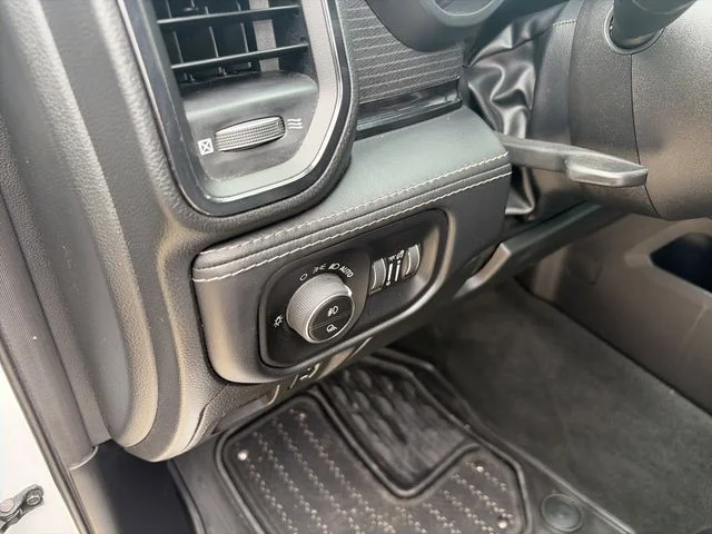 Used 2022 White Ram Limited image 17
