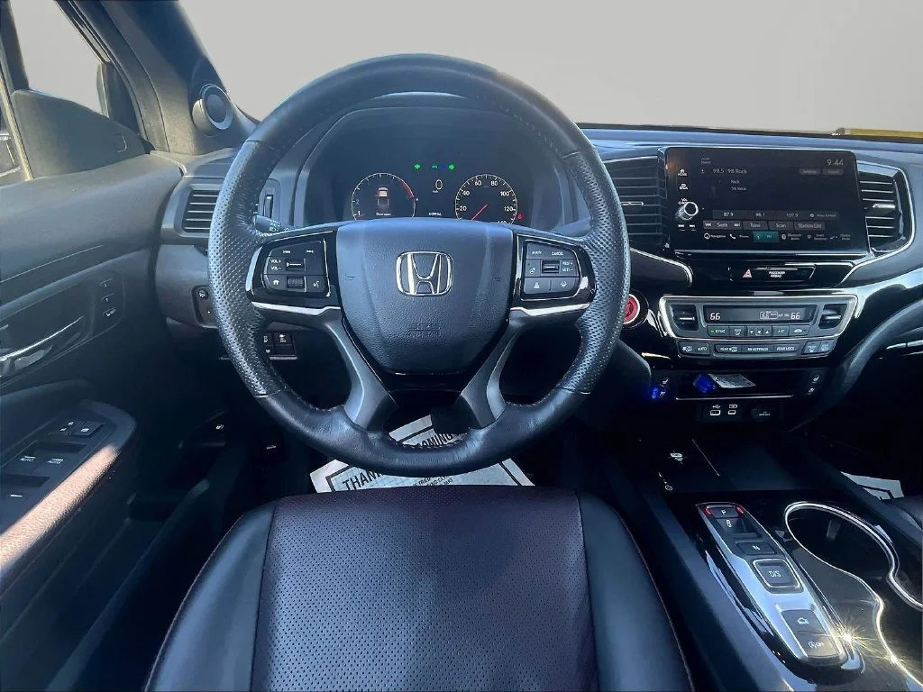 Used 2024 Crystal Black Pearl Honda Black Edition image 9