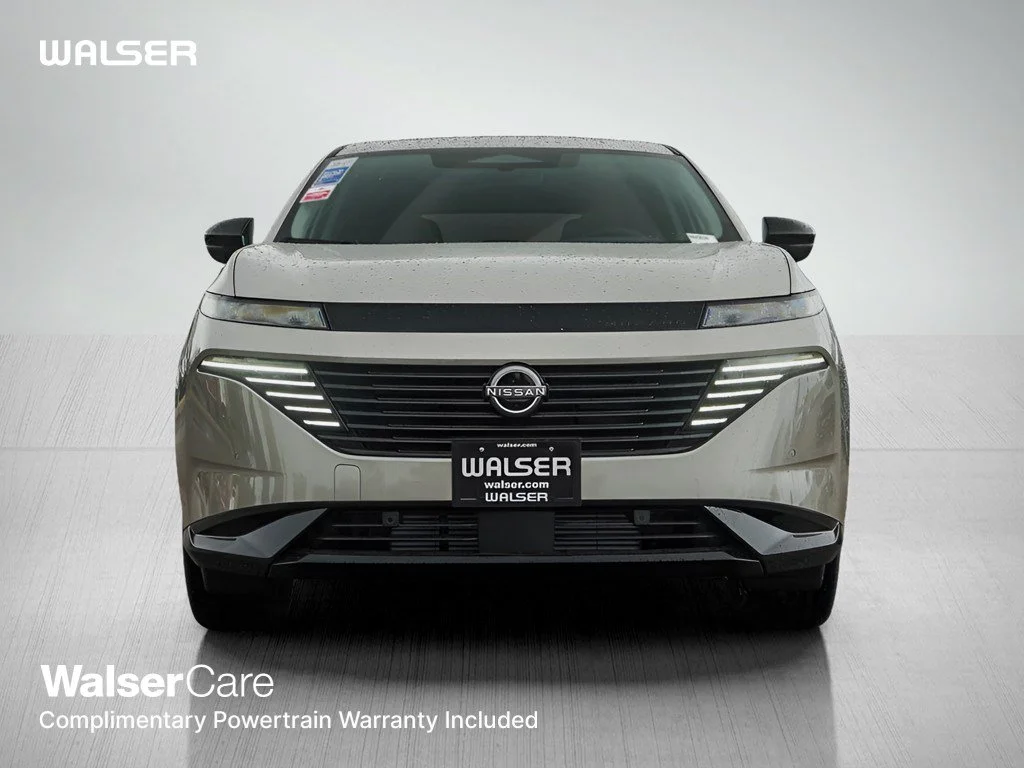 New 2027 Champagne Silver Metallic Nissan Platinum image 2
