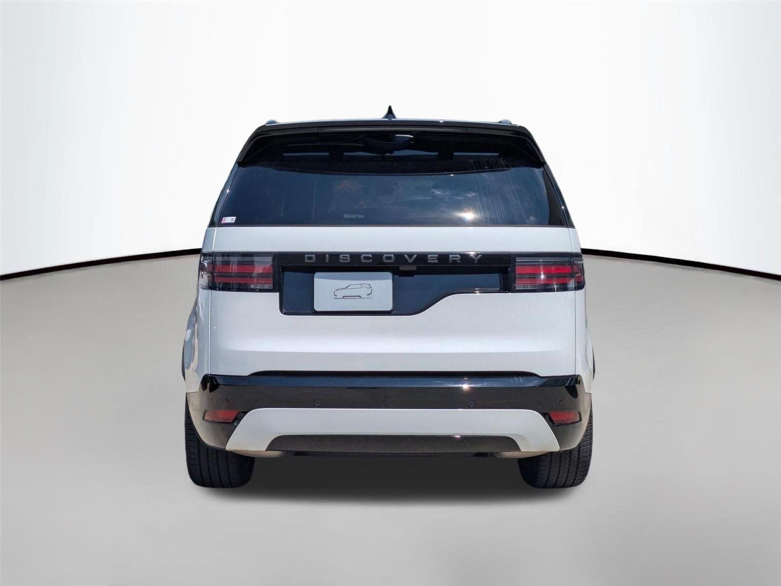 Used 2026 Fuji White Land Rover Dynamic SE image 6