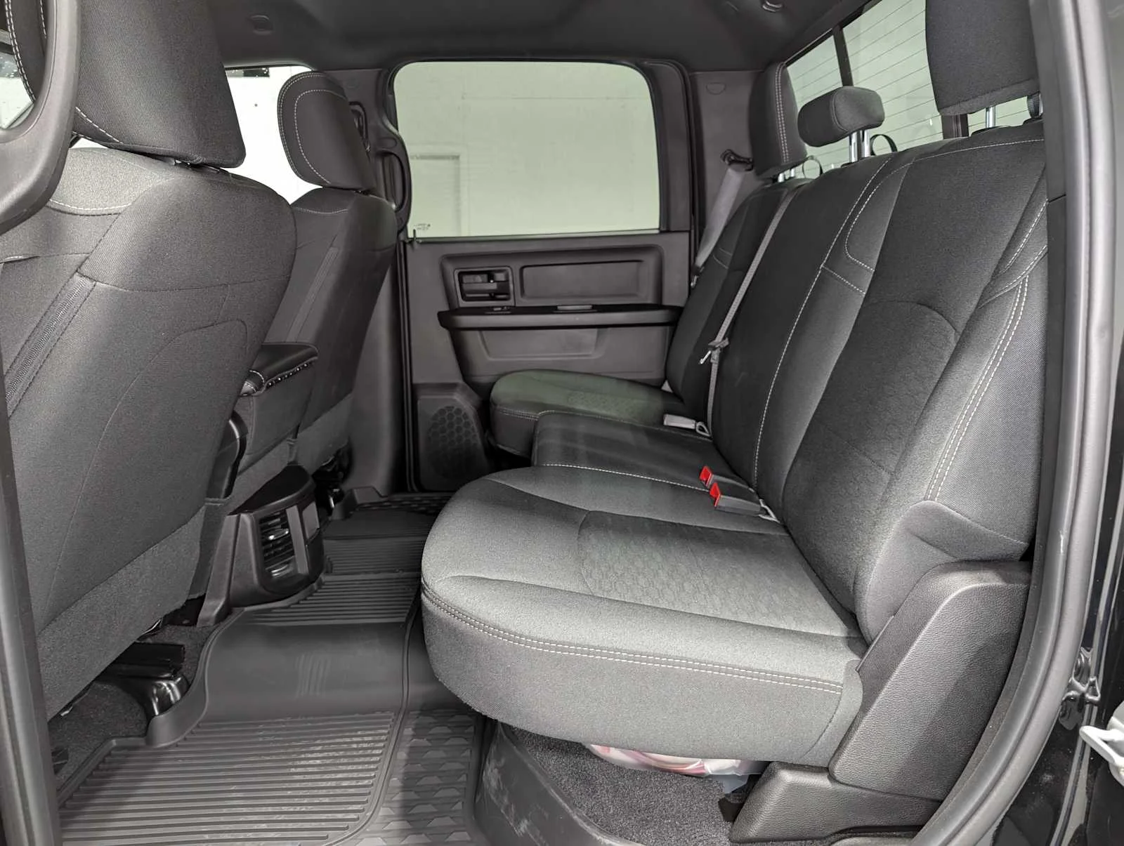 Used 2025 Diamond Black Crystal Pearlcoat Ram Tradesman image 25