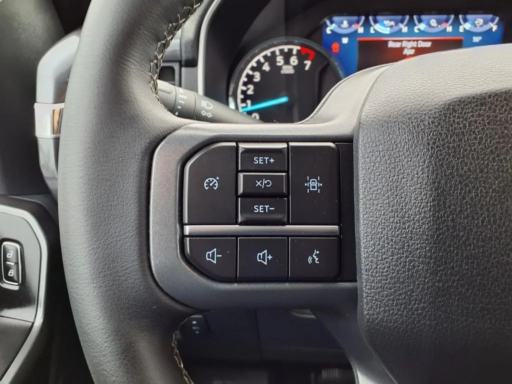 Used 2023 Gray Ford XLT image 14