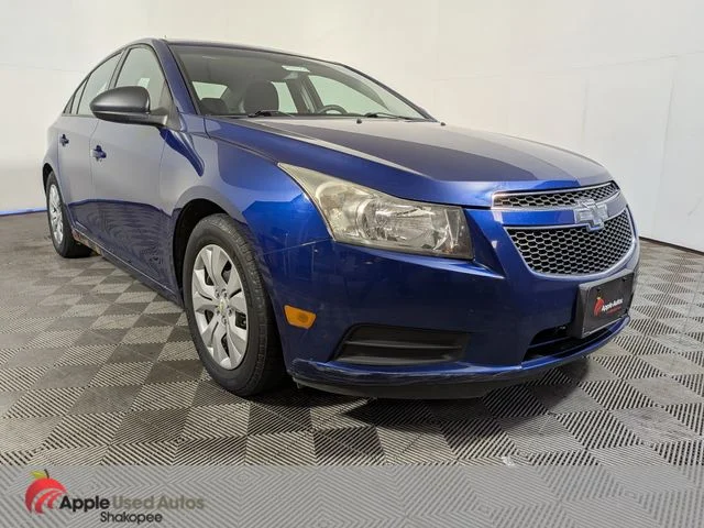 Used 2013 Blue Chevrolet LS image 1