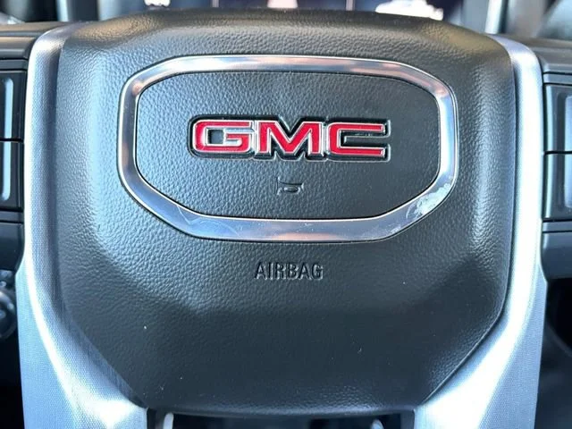 Used 2024 Onyx Black GMC SLT image 7