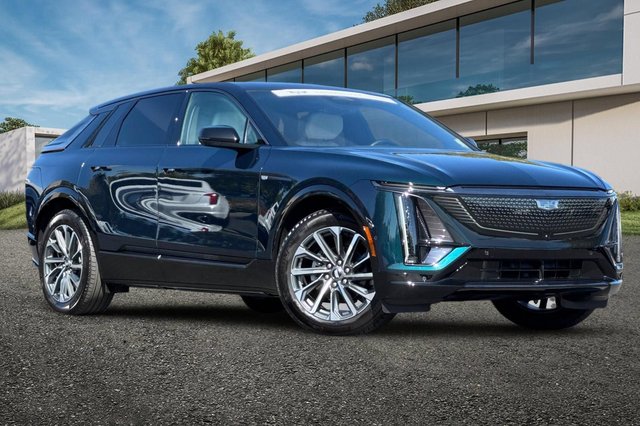 2024 Cadillac LYRIQ Sport 1