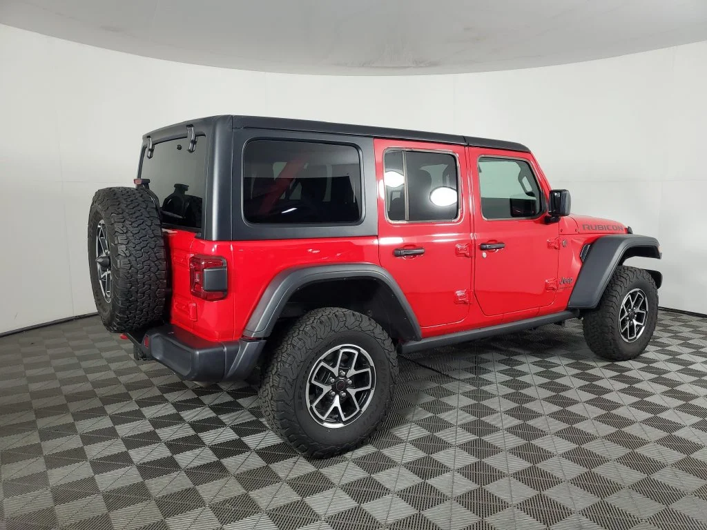 2025 Jeep Wrangler 4-Door Rubicon - Photo 4