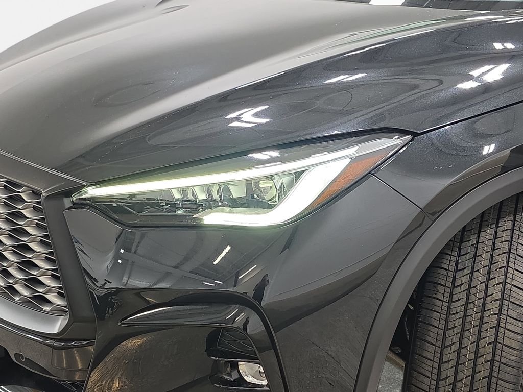 Certified Used 2023 Mineral Black INFINITI SENSORY image 28