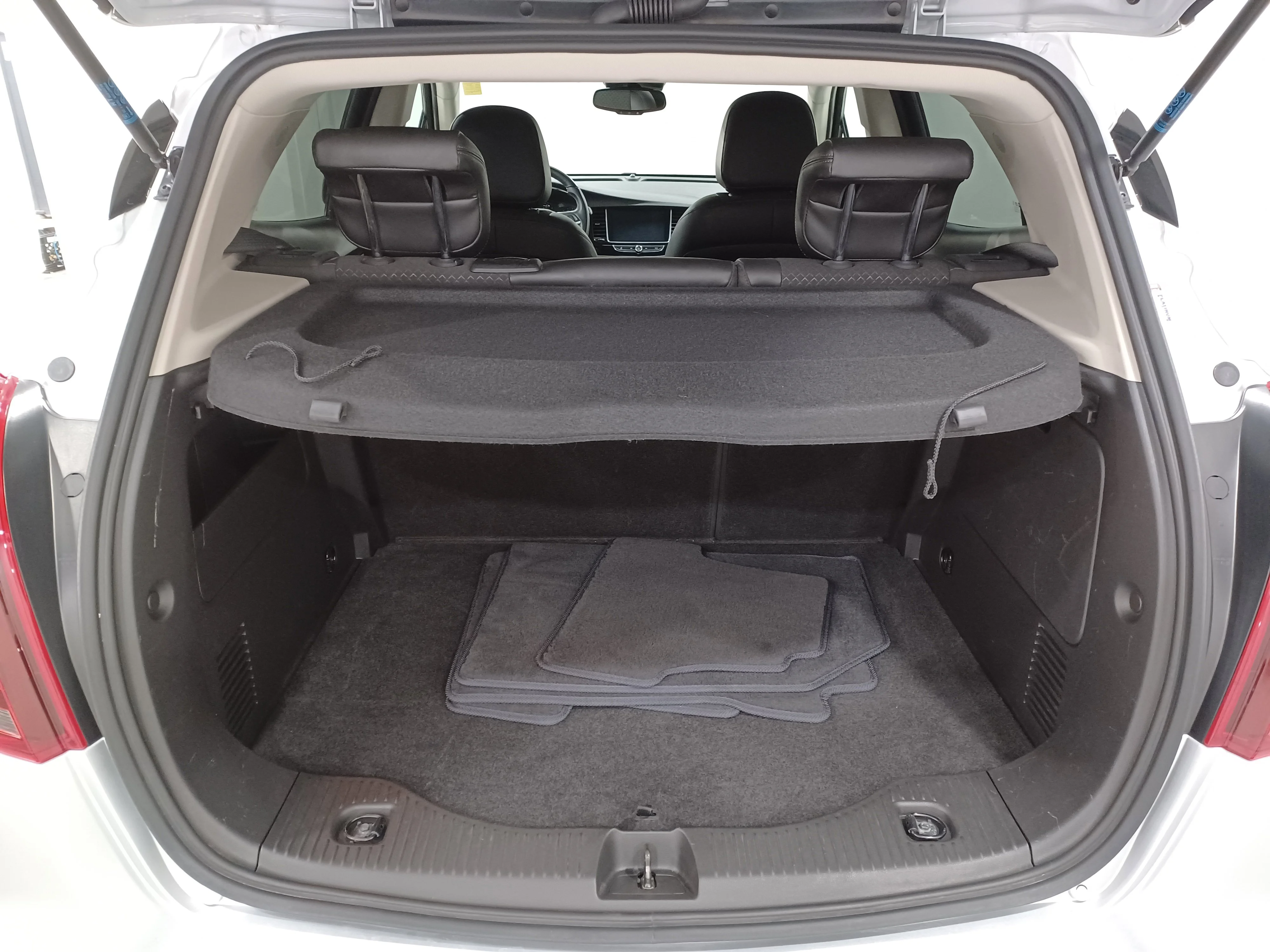 Certified Used 2021 Quicksilver Metallic Buick Preferred*Remote Start | Blind Spot Detection | Park Assist | Roof Rails image 22