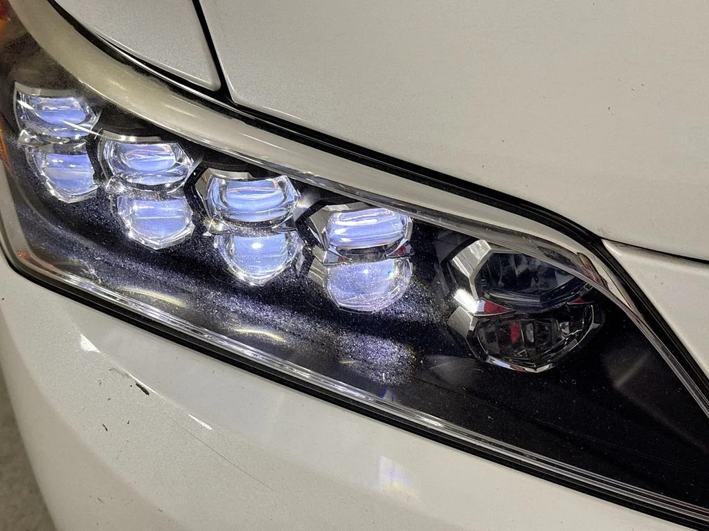 Used 2015 Pearl White Acura Base image 38