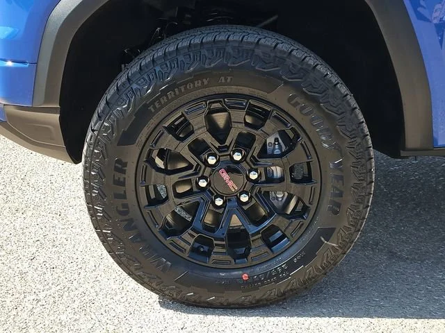 2026 GMC Canyon Elevation - Photo 9