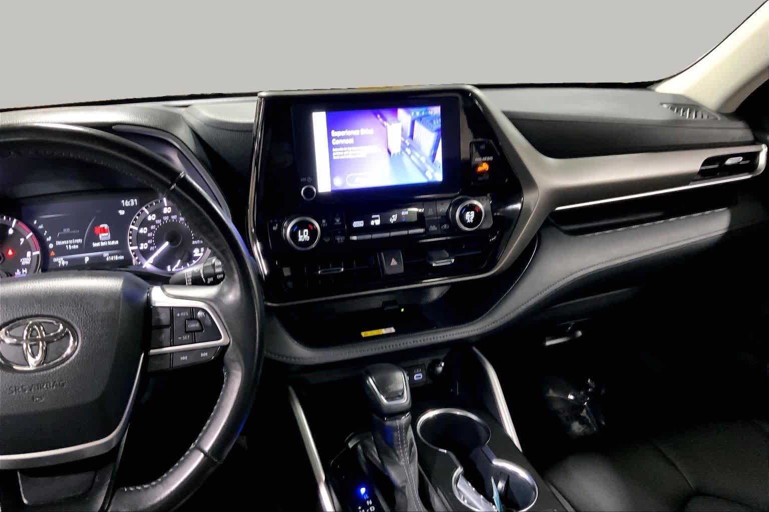 Used 2023 Magnetic Gray Metallic Toyota XLE image 7
