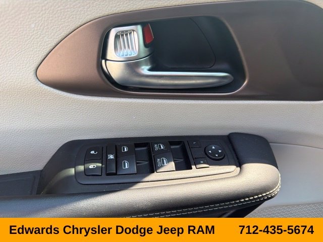 Used 2023 Black Chrysler LX image 15
