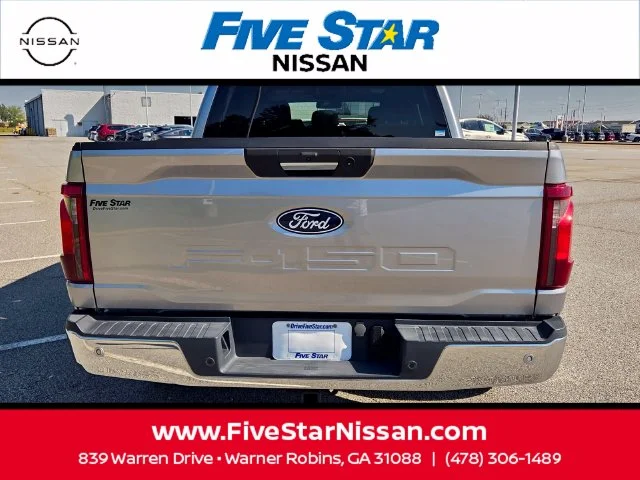 Used 2024 Silver Ford XLT image 10